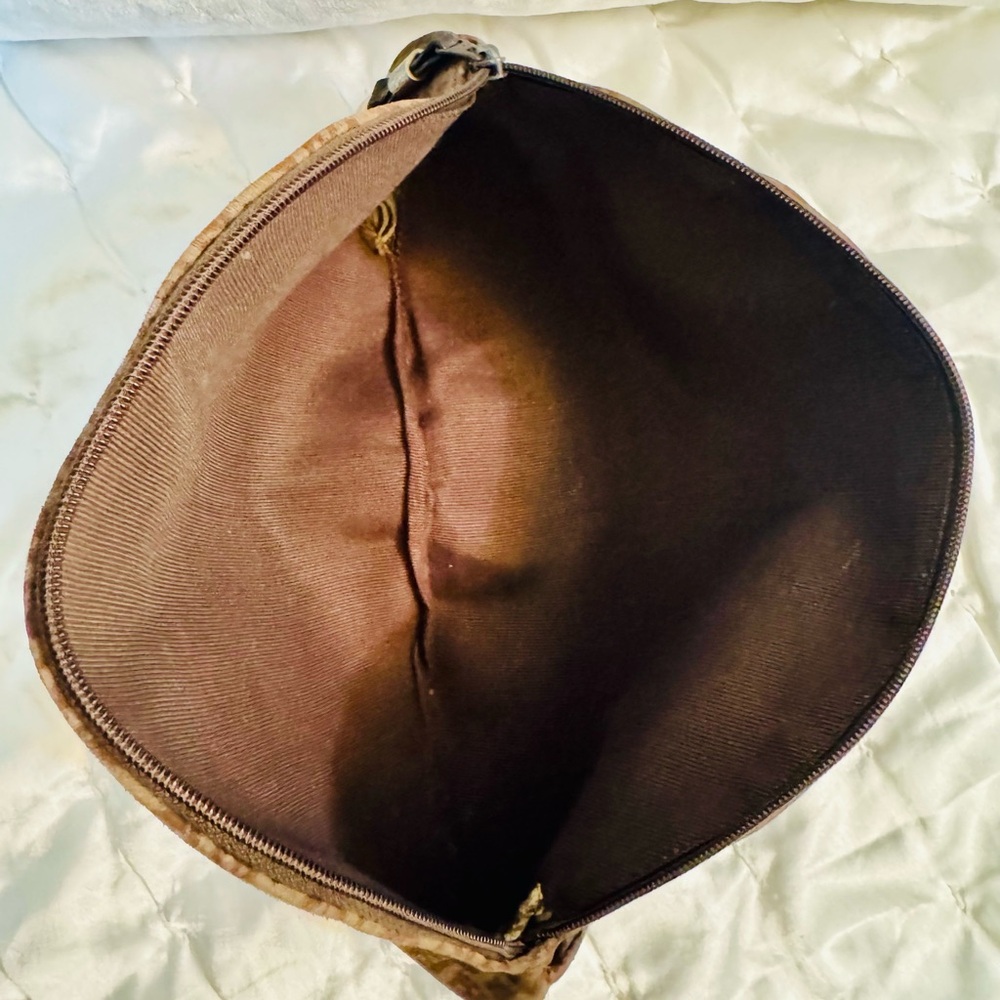 Fendi Brown Velvet Monogram Clutch - Picture 15 of 16